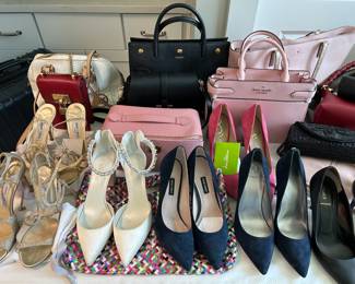 Women’s shoes size 9