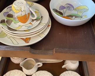 Ernestine Salerno & Metlox