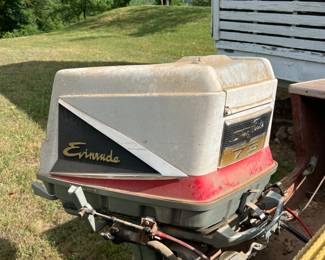 Evinrude Outboard Motor Starflite 75. 