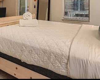 Stanley Queen furniture set with Drs. Choice mattress -
Sleigh bed - night stand - chest - dresser may be purchased as set or bought individually