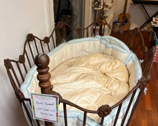 Metal Bassinet