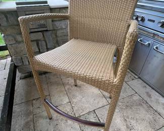 113. Set of 4 Gloster Bar Stools (48" seat ht)