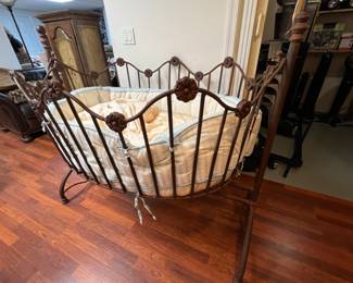 Metal Bassinet