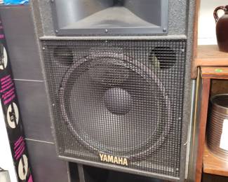 Pair of Yamaha speakers