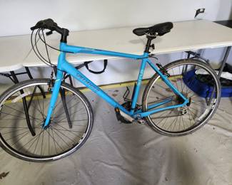 Sirrus Specialized Bicycle