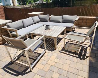 Elizabeth DaCosta Ahern & Kingsley Patio Furniture