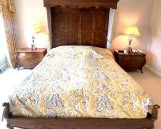 SOLD    $375!!! $895 Buy Now Bed Henredon Willandry Bedroom Set all sold separately  King Size Testor Bed with Fabric   80" wide x 82" long x 89" tall      Quilt , Curtain Drapes   all match     314-494-7222