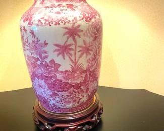 Bottom   no chips cracks 