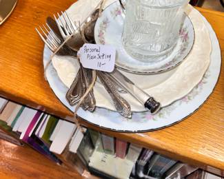 PERSONAL PLACE-SETTING 