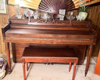 PIANO $100
