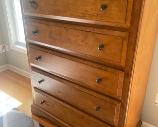 Michael Ashton Design 5 drawer chest