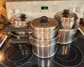 Lifetime set of pans