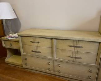 Part of a 4 piece retro bedroom set in great condition