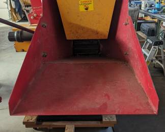 Wood chipper 