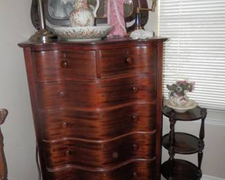 Full picture of double bow front....cabriol claw foot chest of drawers....Mahogany with harp mounted beveled mirror