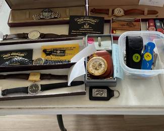 WATCHES POCKET KNIVES