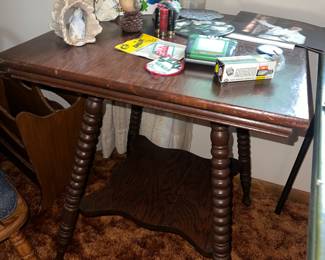 Antique Spindle Leg Table
