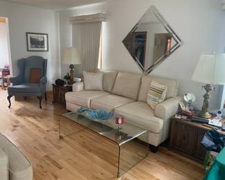 Estate Sale By Olga in Clark, NJ 2024