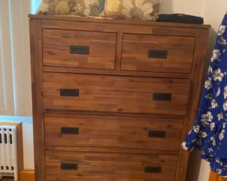 Estate Sale By Olga in Clark, NJ 2024