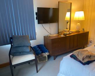 Estate Sale By Olga in Clark, NJ 2024