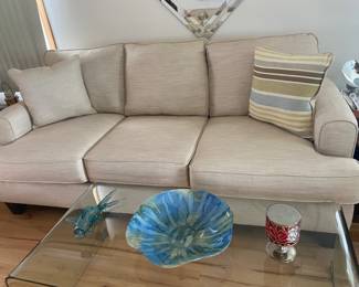 Estate Sale By Olga in Clark, NJ 2024