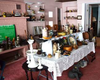 More of the Lake Room