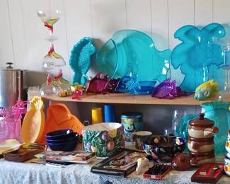 More of the kitchen room