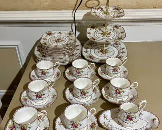 Royal Albert Petit Point