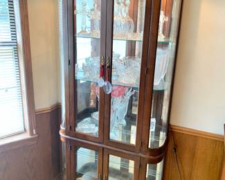 Lighted curio cabinet 