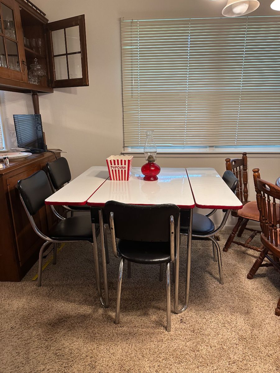 Quicky Pop Up Sale in Topeka, KS starts on 6/15/2024