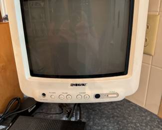 TRINITRON TV