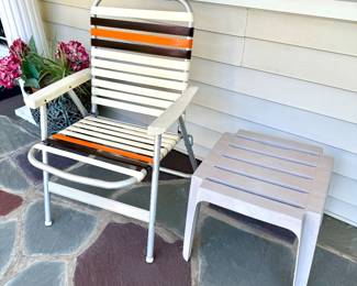 FOLDING BEACH CHAIRS.  WE HAVE 4 OR 5