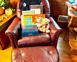 BRADINGTON YOUNG RECLINING CHAIR WITH OTTOMAN