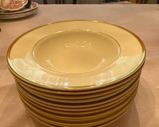 12 ROYAL DAULTON ROMANCE SOUP BOWL