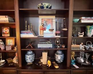 Ton's of Decorative Accessories for any home! 