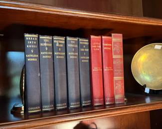 Very nice selection of books, both for reading pleasure and decorative uses. 