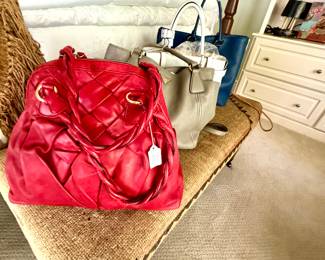 Valentino, Prada, Fendi, Coach, Kate Spade, Chanel, Louis Vuitton