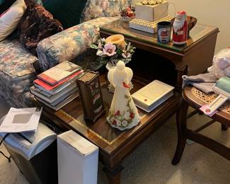 End Tables (matching 4 set! with two end tables, coffee table and round table)