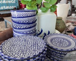 Blue & White Dish Set