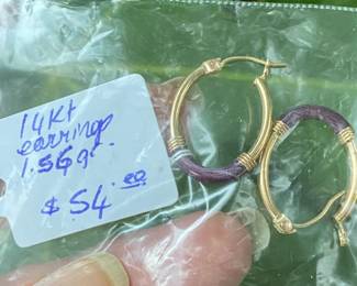 $54 - 14kt gold hoops earring with purple