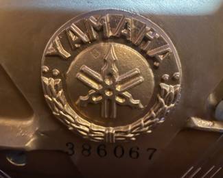 #15 - $1,000 Yamaha upright piano Model 386067 - 1945 - Nippon Gakki.