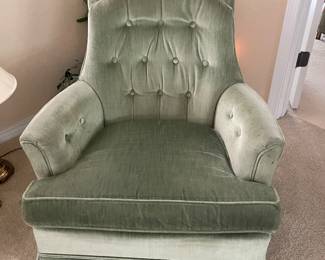 #6A - $90 Each Pair Green velvet Broyhill chairs 31x36x17(seat) 34 (back)