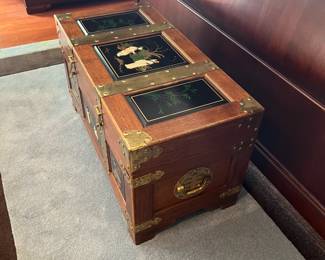 #31 - $300 Thomasville Oriental chest 35Wx17Dx19T