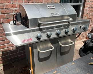 #9 - $150 Nexgrill Gas grill can hook up to line or gas tank