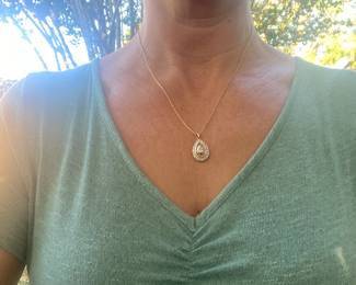 #65 - $650 - 1.2 ct diamond pendant on 10kt gold 3.grams with 18" rope chain 14kt 18" gold rope chain 2.7 gr.