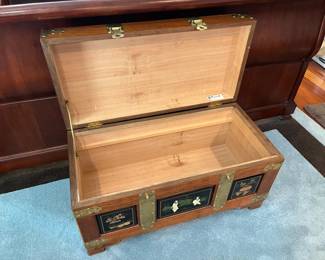 #31 - $300 Thomasville Oriental chest 35Wx17Dx19T