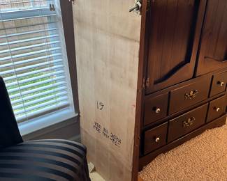 Leaves for dining table