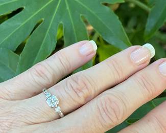 #68 - $400 - Antique ring. 14kt gold . 2.0 grams. 1/2 ctw is the total weight(1/3 ct diam center)