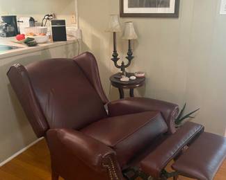 Mahogany 
Reclining L 60”