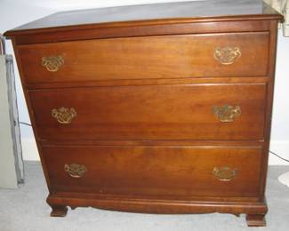 mast bdrm 14 Stickley cherry chest